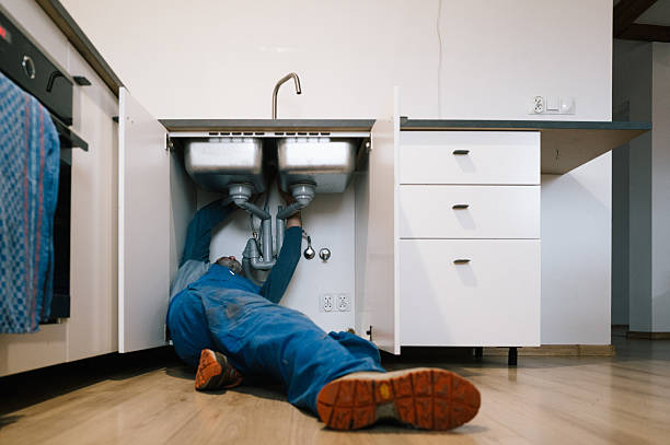 Professional Leak Detection technician working in Franklin, OH